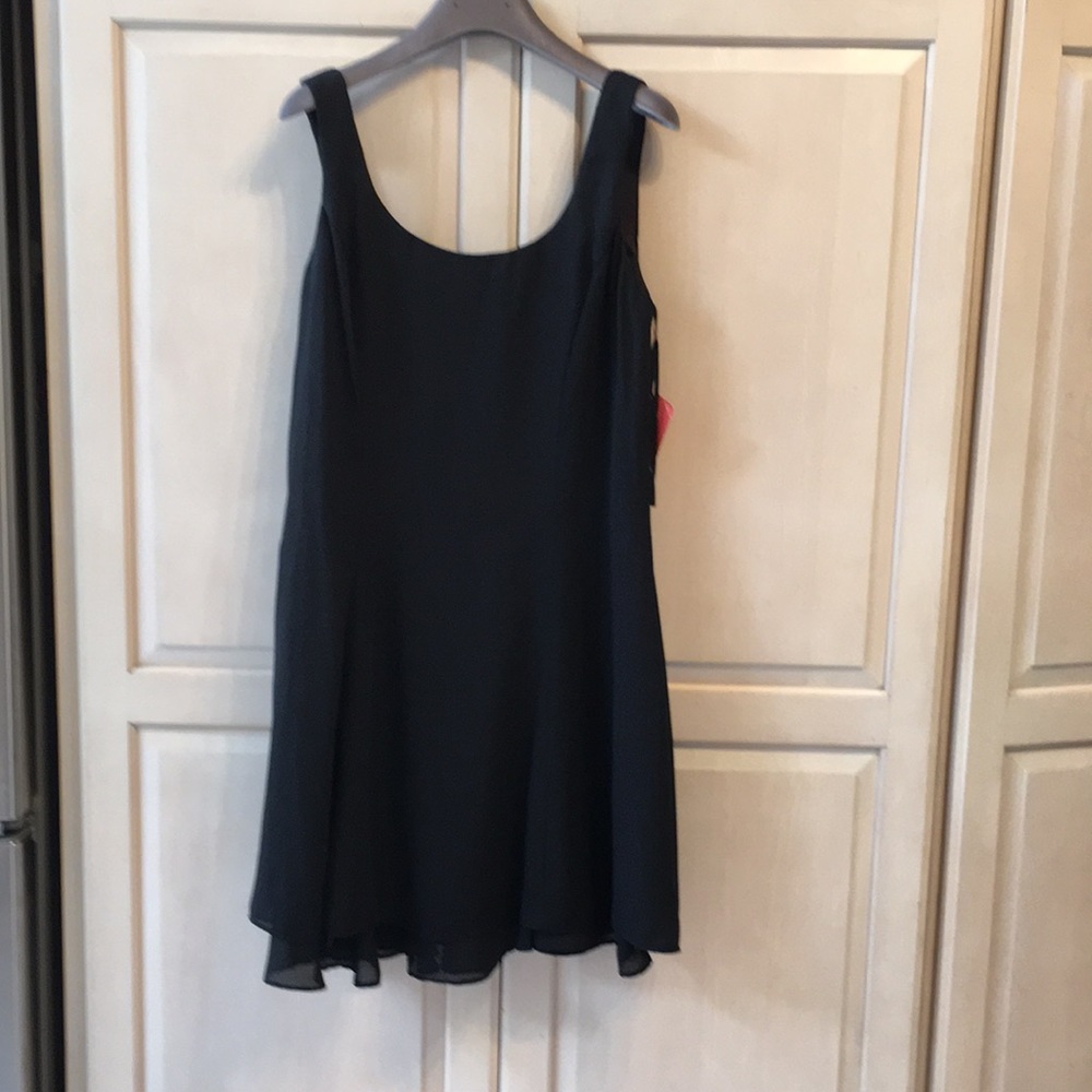 Ladies summer sleeve less mini dress in black 14